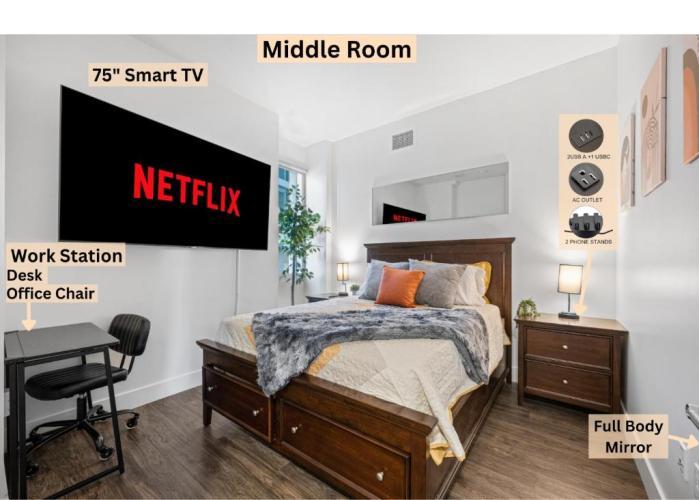 Park Lux Playhouse Apartment San Diego Room photo